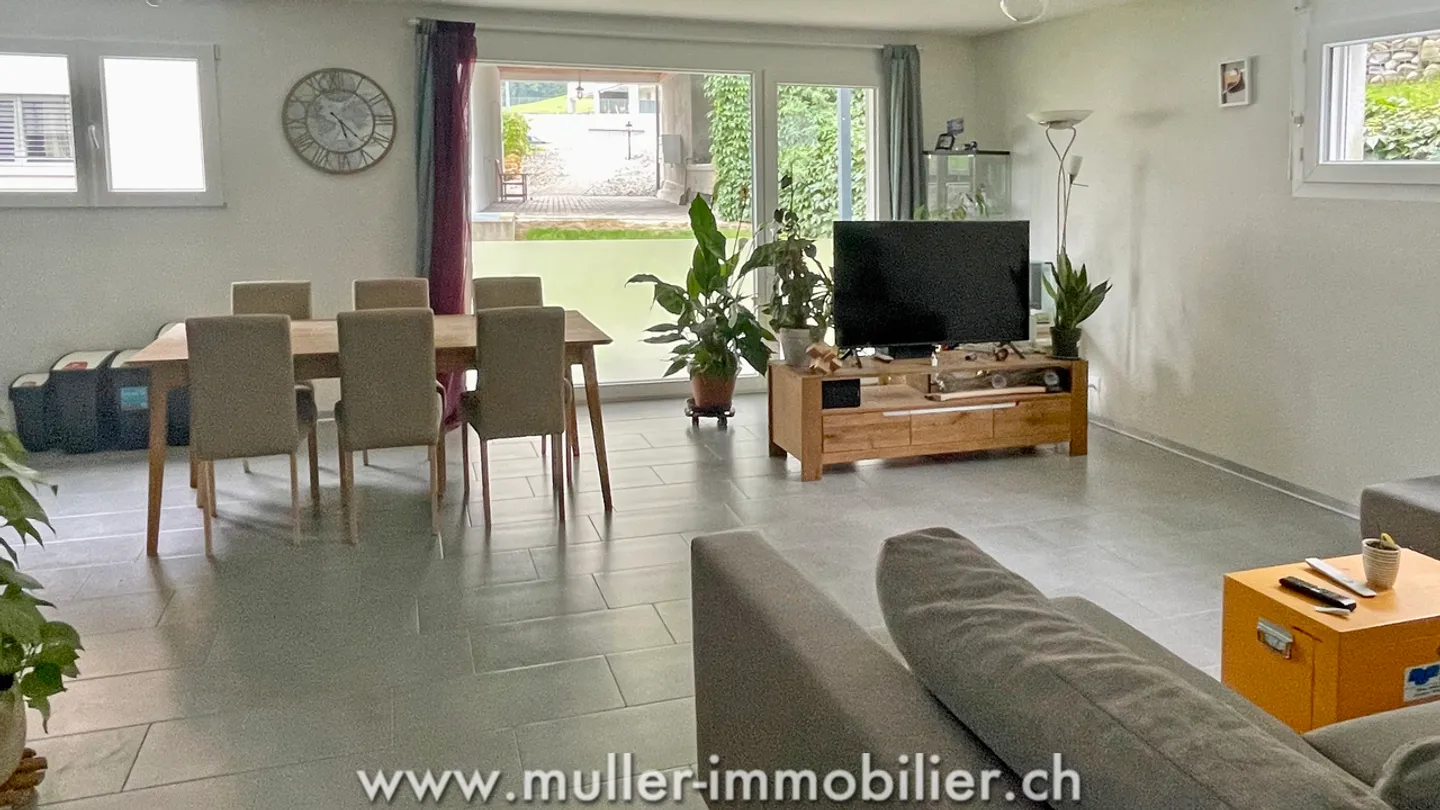 Schöne Wohnung in Siviriez, nahe Romont - Foto 2 von 13