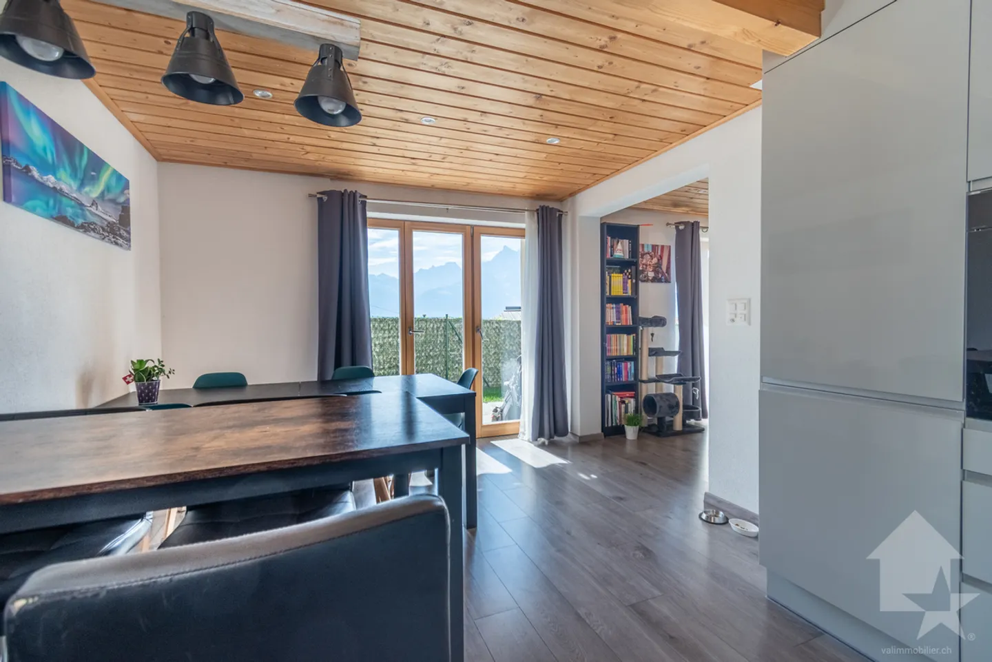 Fully renovated chalet with panoramic view in Posses-sur-Bex - Photo 5 of 13