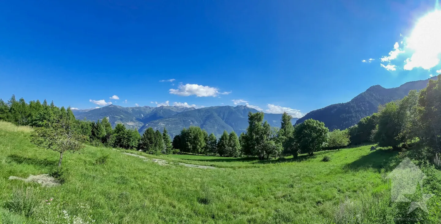5.5-room chalet on plan, quiet, sunny, beautiful view - Photo 5 of 5