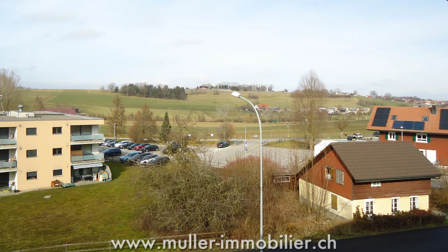 Beautiful crossing apartment in Farvagny-le-Grand - Photo 9 of 13