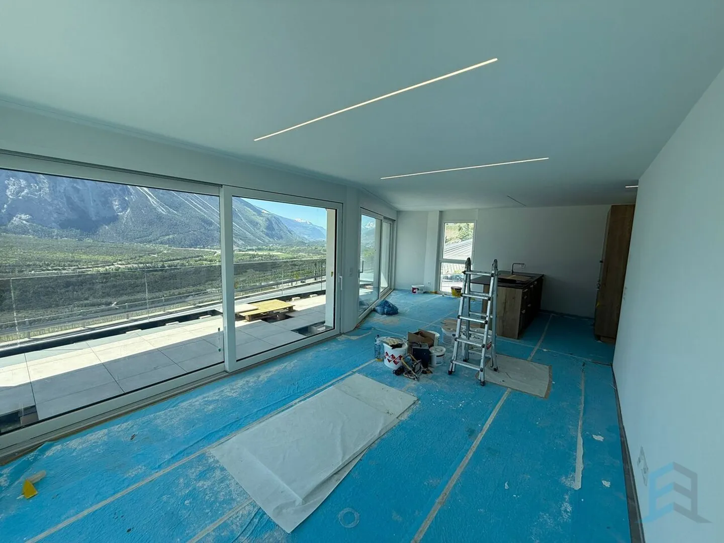 ZU VERMIETEN - Glänzende neue 3½-Zimmer-Wohnung im Herzen der Weinberge - Foto 2 von 9