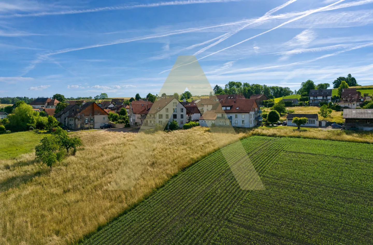 Un piacevole appartamento familiare con vista sulla campagna - Foto 1 di 12