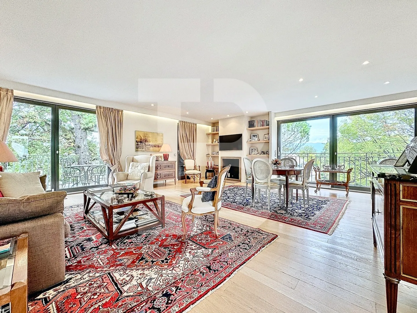 Wunderschöne 160 m2 Wohnung mit freiem Blick - Foto 2 von 10