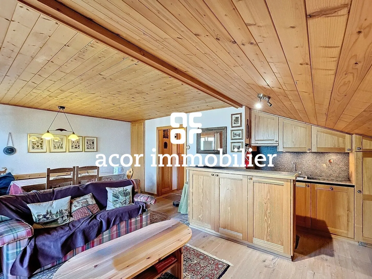 Superb furnished penthouse with panoramic view - Photo 3 of 4