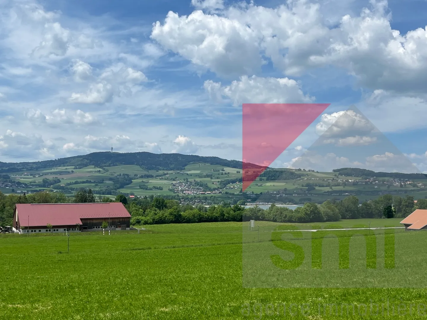 Eine neue 5,5-Zimmer-Villa in Corbières am Rande von landwirtschaftlichem Gebiet, mit Blick auf den See - Foto 4 von 9