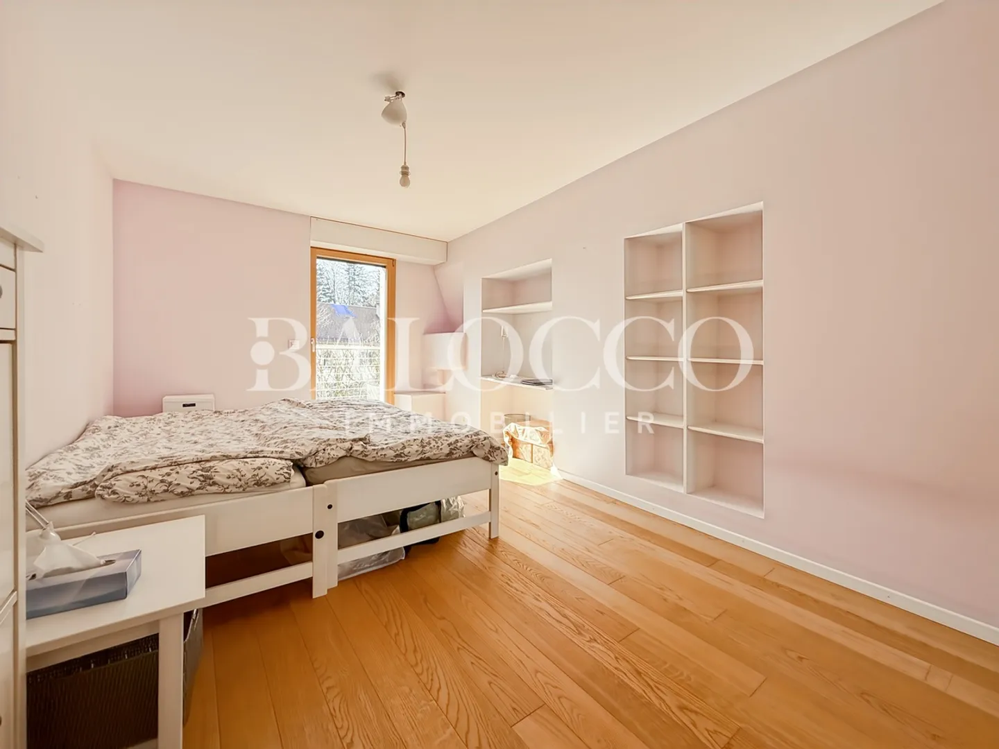 Maison Familiale Charmante avec Vue sur le Lac - Photo 7 sur 9