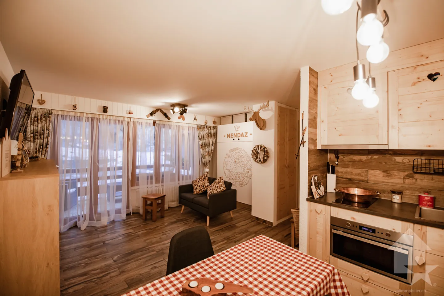 Renoviertes Studio im Herzen des Resorts, Parkplatz und Innenpool! - Foto 2 von 13