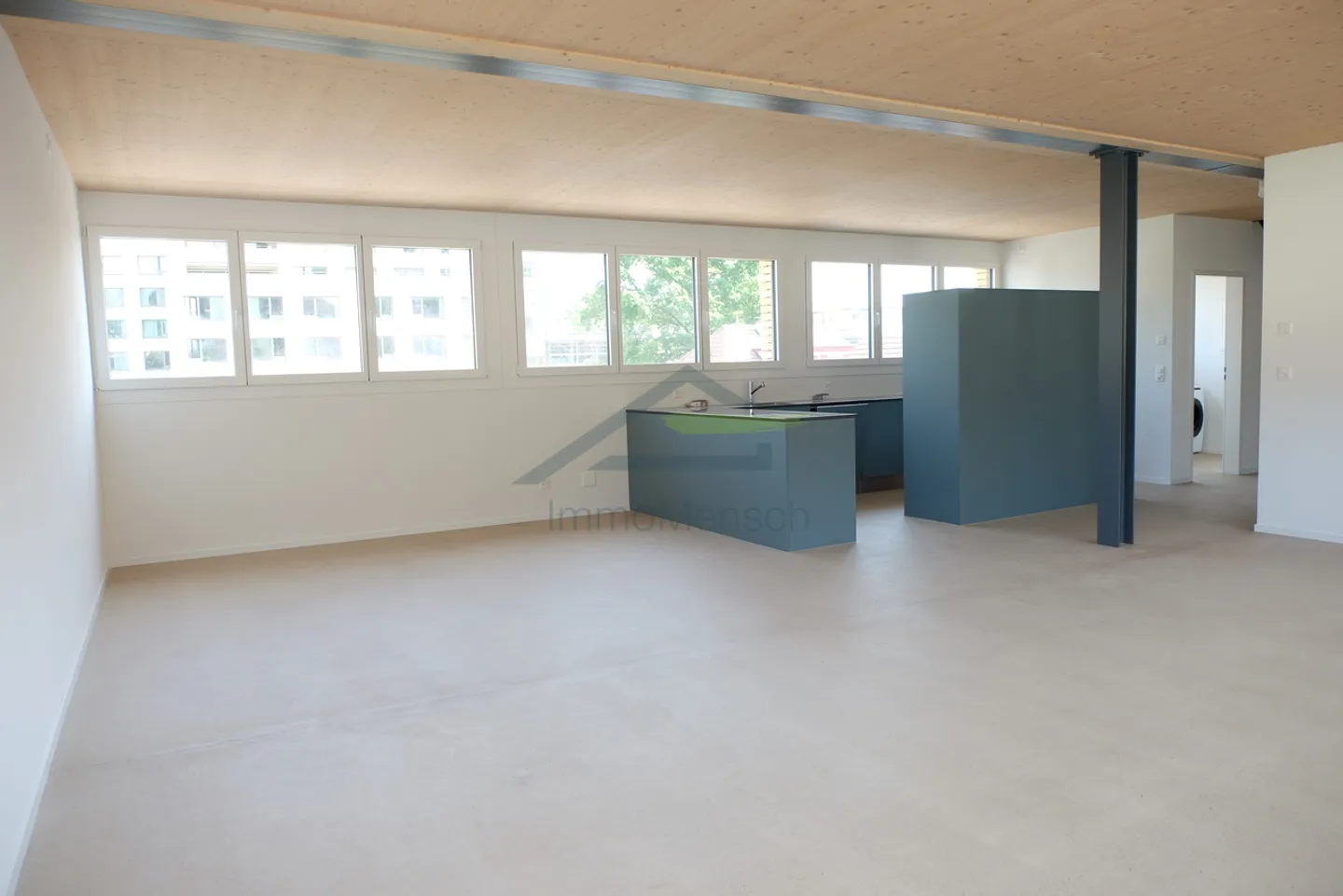 Erstbezug: 4.5-Zimmerwohnung Attikawohnung mit grosser Dachterrasse - Foto 2 von 13