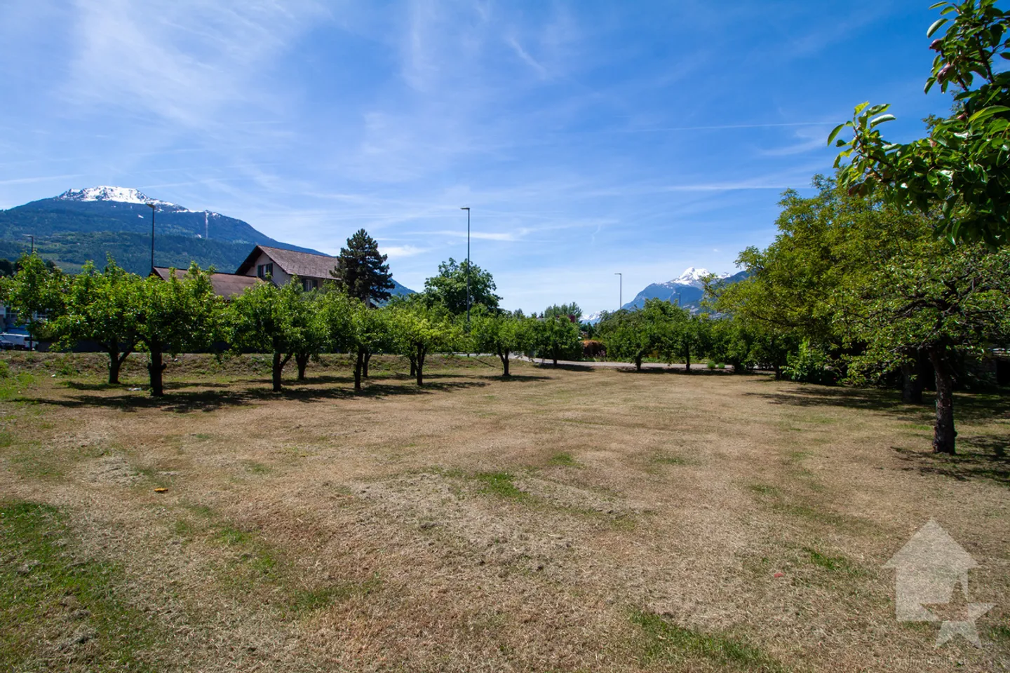 Grundstück zu verkaufen in der Gemeinde Conthey in der Nähe von Einkaufszentren - Foto 1 von 3