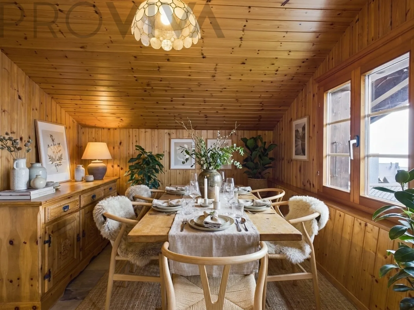 Ski-in/Ski-out Chalet with breathtaking views of the Dents du Midi - Photo 3 of 8