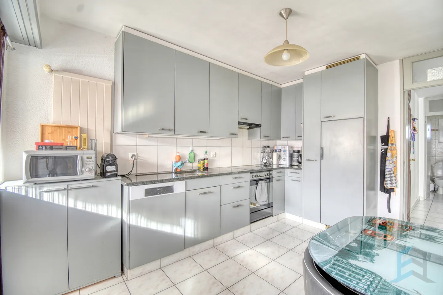 Exclusive 4 ½ room apartment of 122m² in a neighborhood south of Sierre - Photo 3 of 11