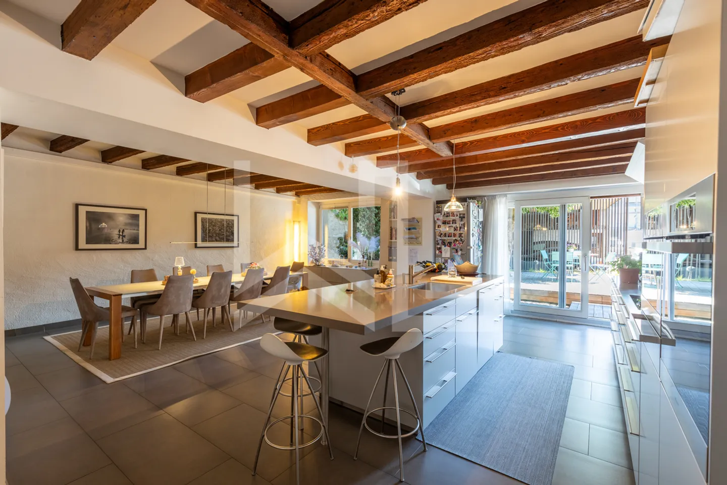 Charme und Charakter für dieses renovierte Dorfhaus - Foto 1 von 7