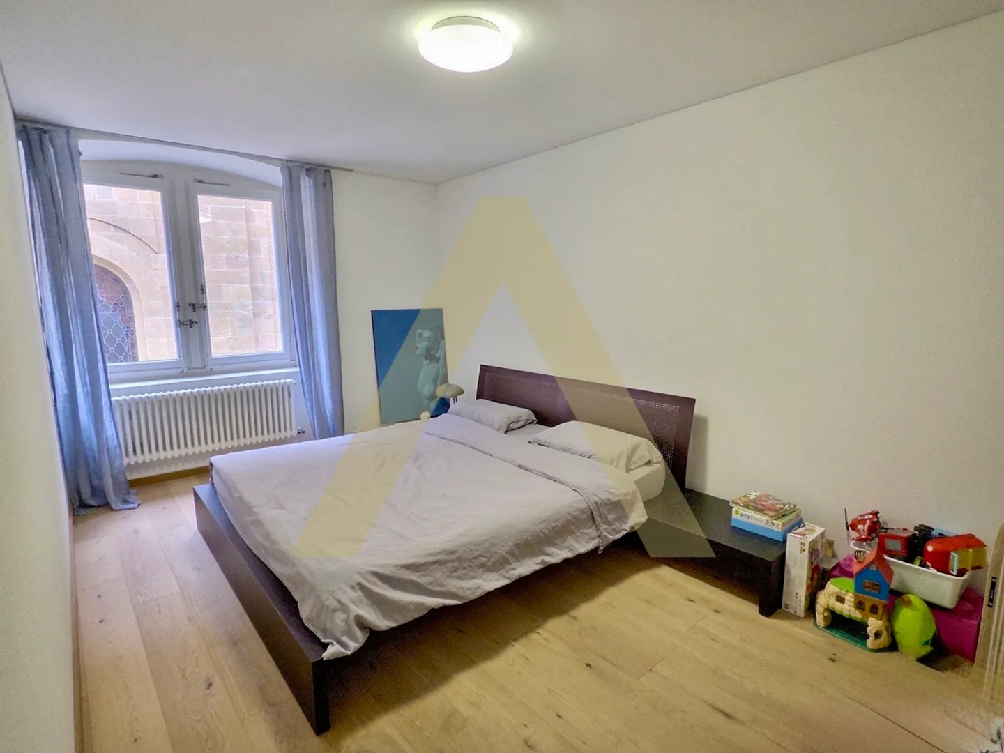 Un appartement de caractère au coeur d'Yverdon-les-Bains - Photo 4 sur 12