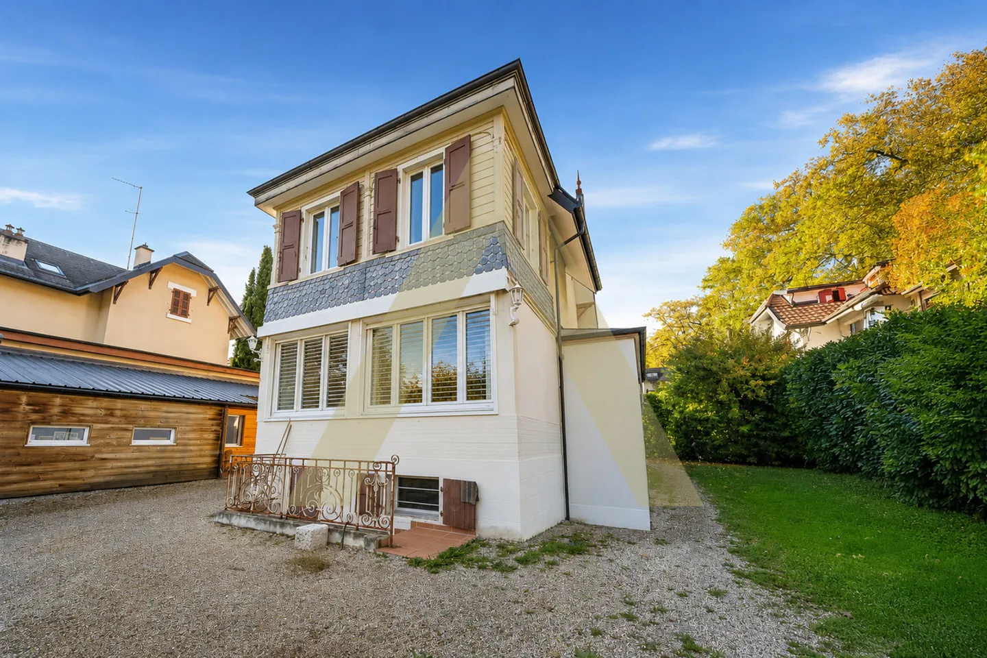 Villa gegenüber dem Salève mit großem Potenzial - Foto 5 von 13