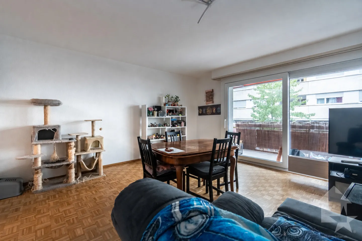 Spacious 3.5 rooms with balcony in the city center - Photo 2 of 10