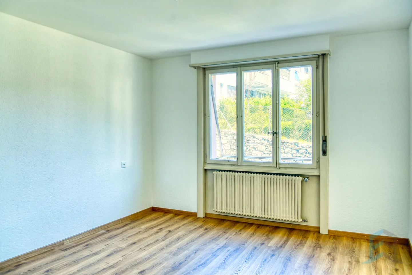 Zu vermieten Charmante 3 ½-Zimmer-Wohnung mit Balkon und Garage-Box - Foto 6 von 12