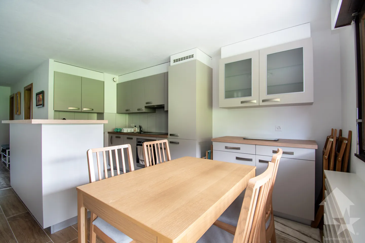 Torgon, spacious 2.5 rooms renovated in the residence 'Le Panorama' - Photo 2 of 13