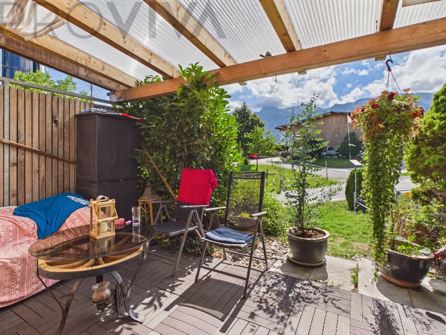 Duplex Moderne avec Patio Confortable - Photo 1 sur 9
