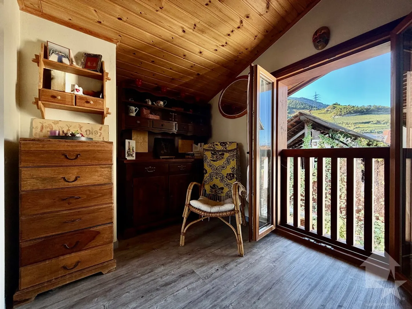 Pretty little charming chalet with parking and independent studio! - Photo 11 of 13