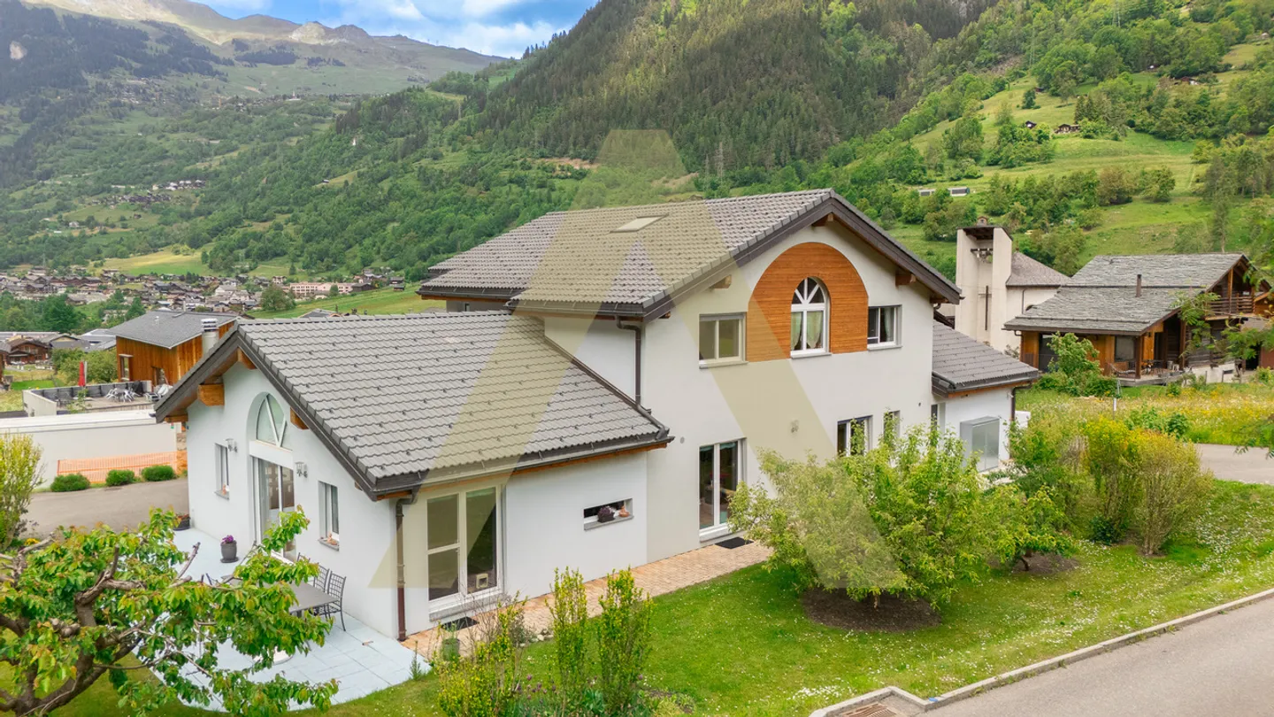 Geräumiges Familienhaus im Val de Bagnes - Foto 2 von 13