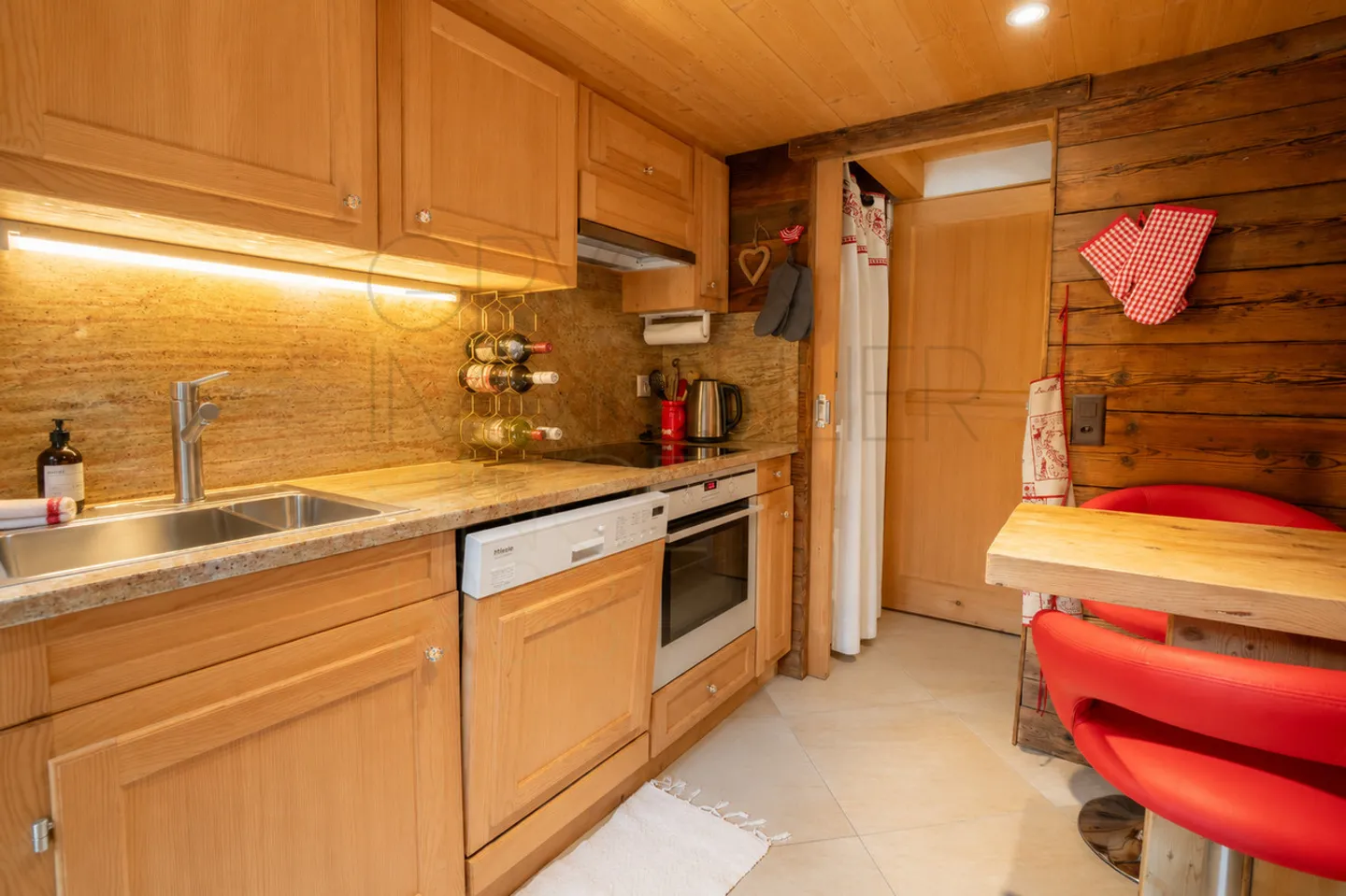 Chalet in Gryon - 110 m² fully renovated in the heart of the village - Photo 10 of 13