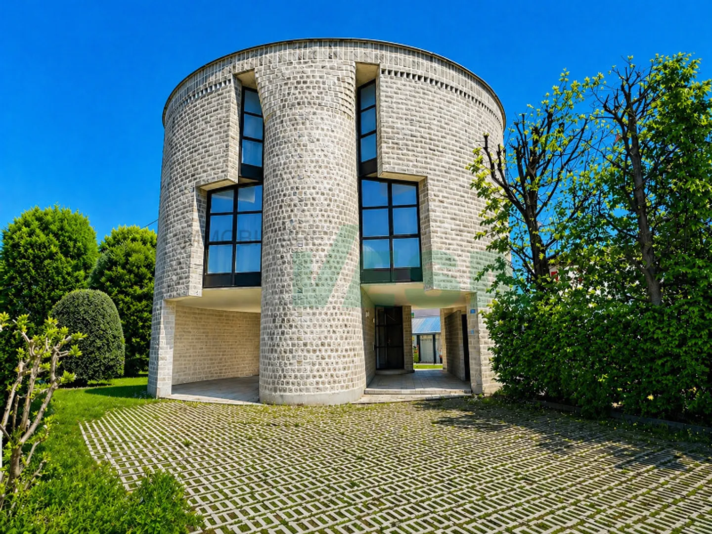 Villa iconique "Casa Rotonda" signée Mario Botta avec beau jardin - Photo 5 sur 13