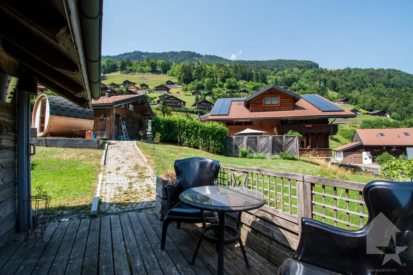 Val-d'Illiez, wunderschönes Chalet mit 3 Wohnungen - Foto 2 von 13