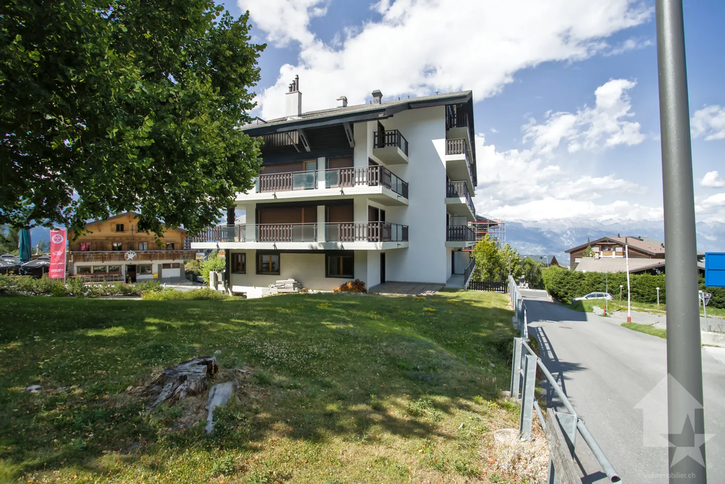 Large 5.5-room apartment to renovate, 140 m2, terrace - Photo 6 of 13