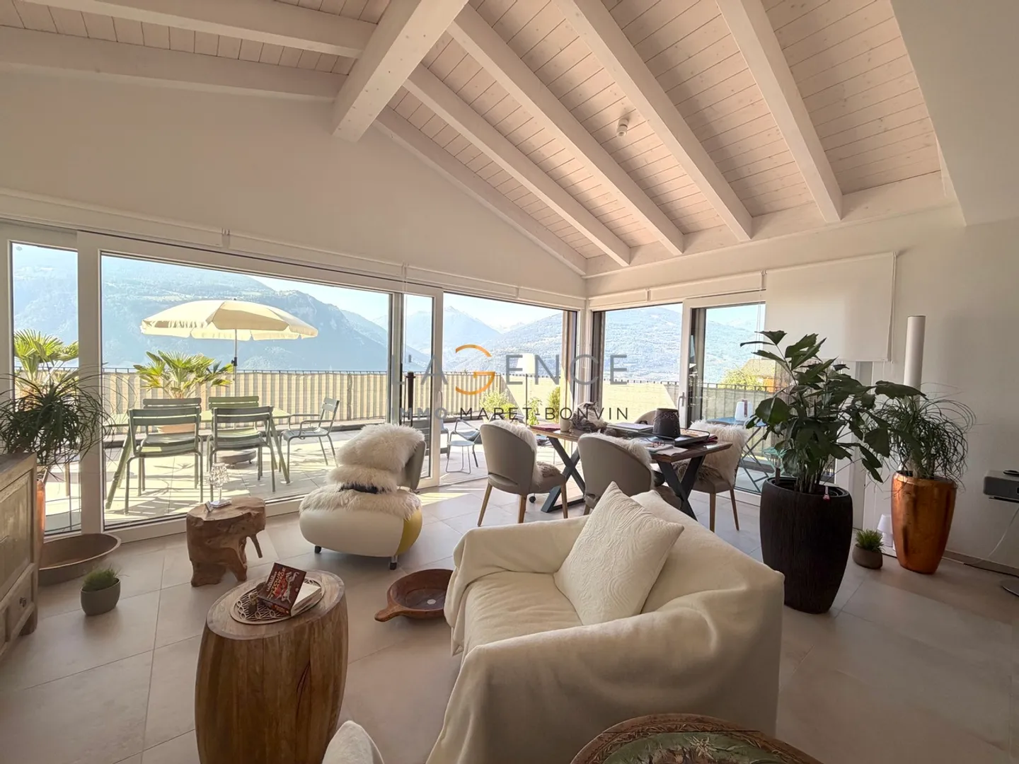 4,5-ZIMMER-WOHNUNG MIT 40M2 TERRASSE - SIGNESE - Foto 2 von 8
