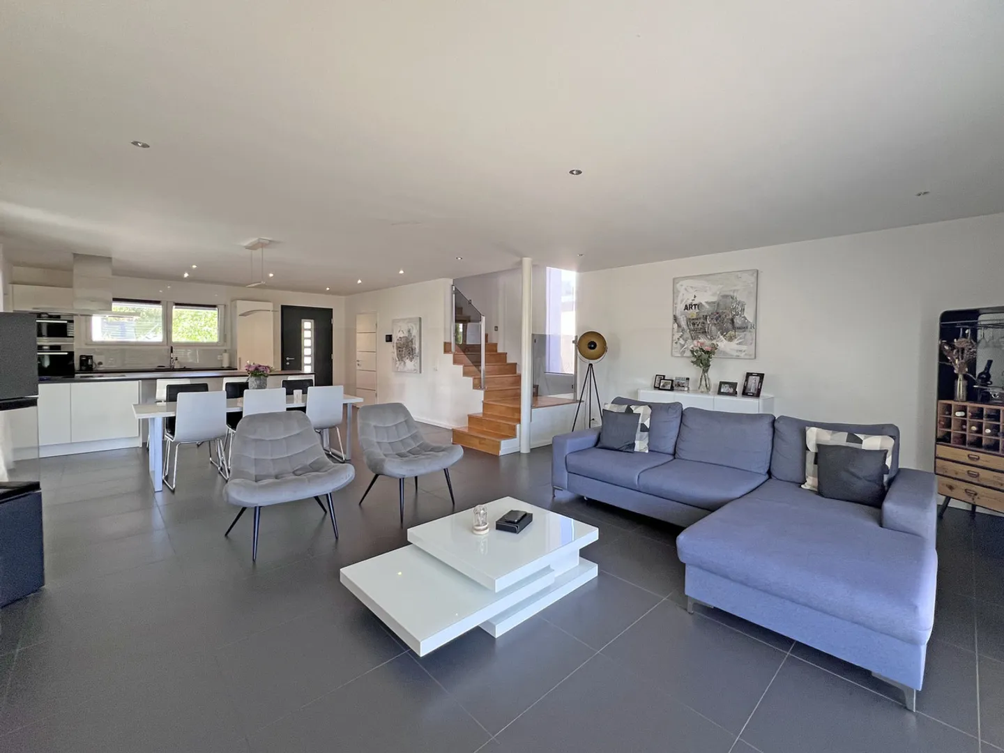 Villa individuelle et contemporaine de 5.5 pièces sans vis-à-vis - Photo 2 sur 10