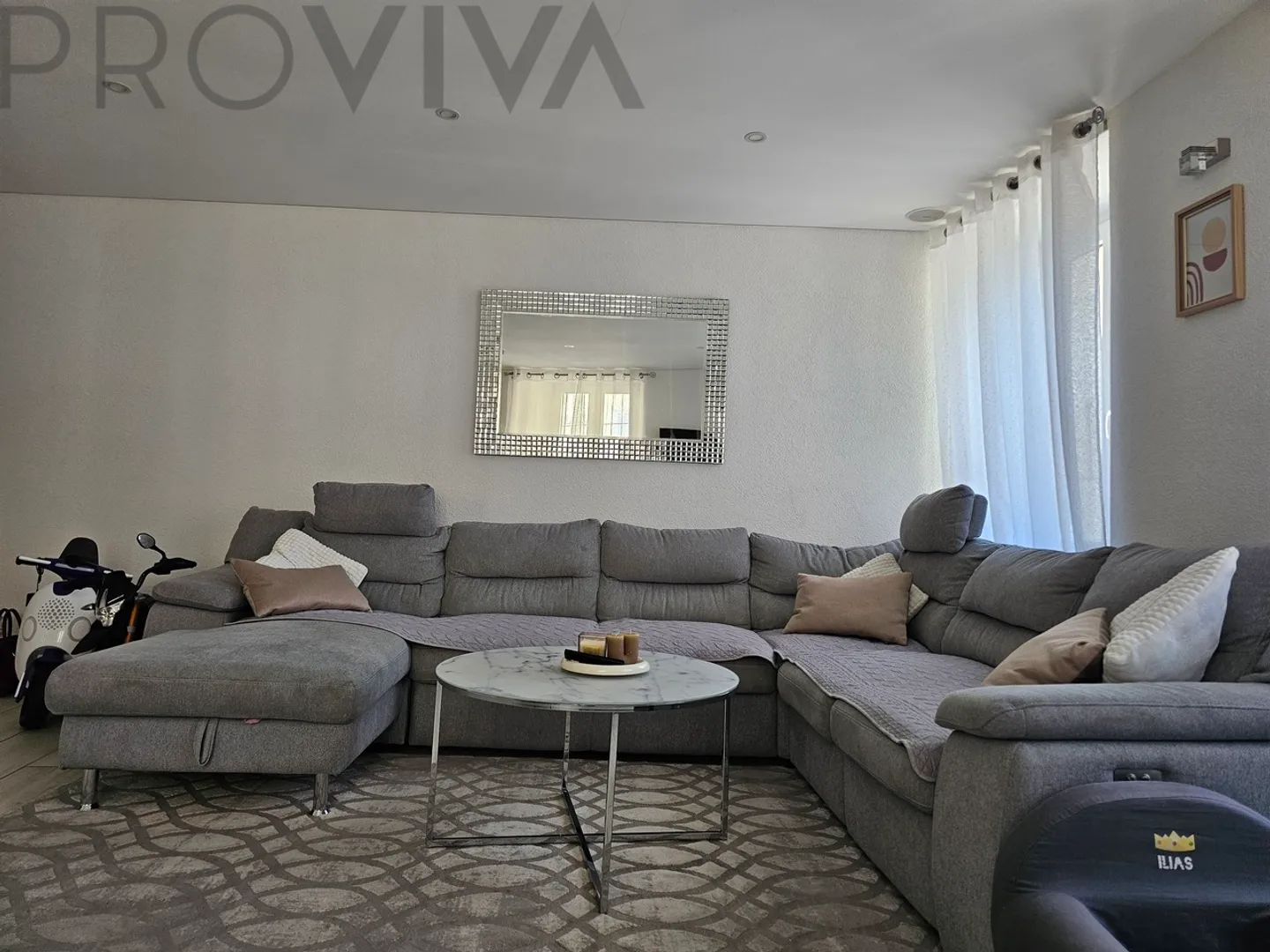 Renovated, in the city center - Photo 3 of 8