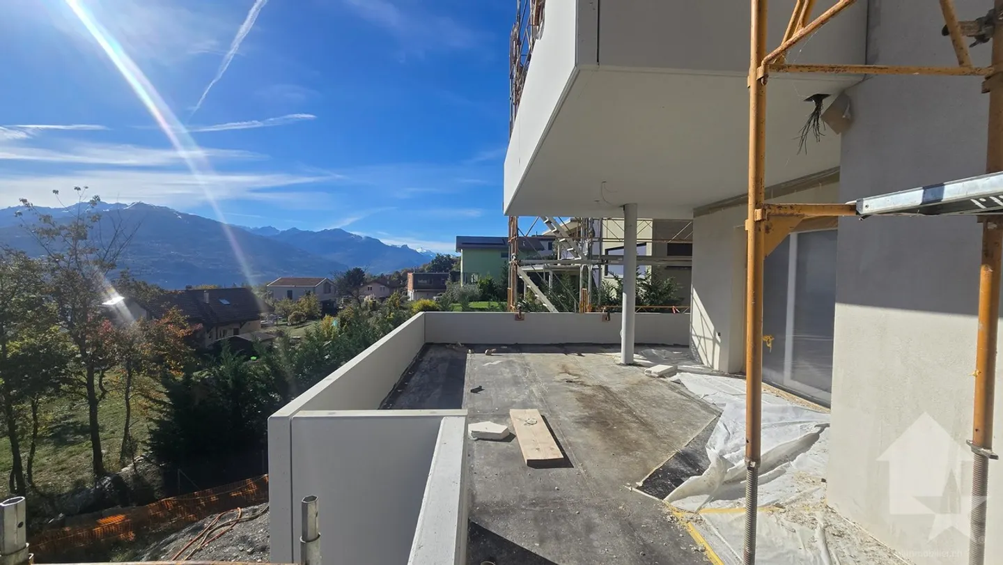 Appartamento nuovo di 4,5 locali di 139m2 a Botyre quartiere Rougenan - Foto 10 di 13