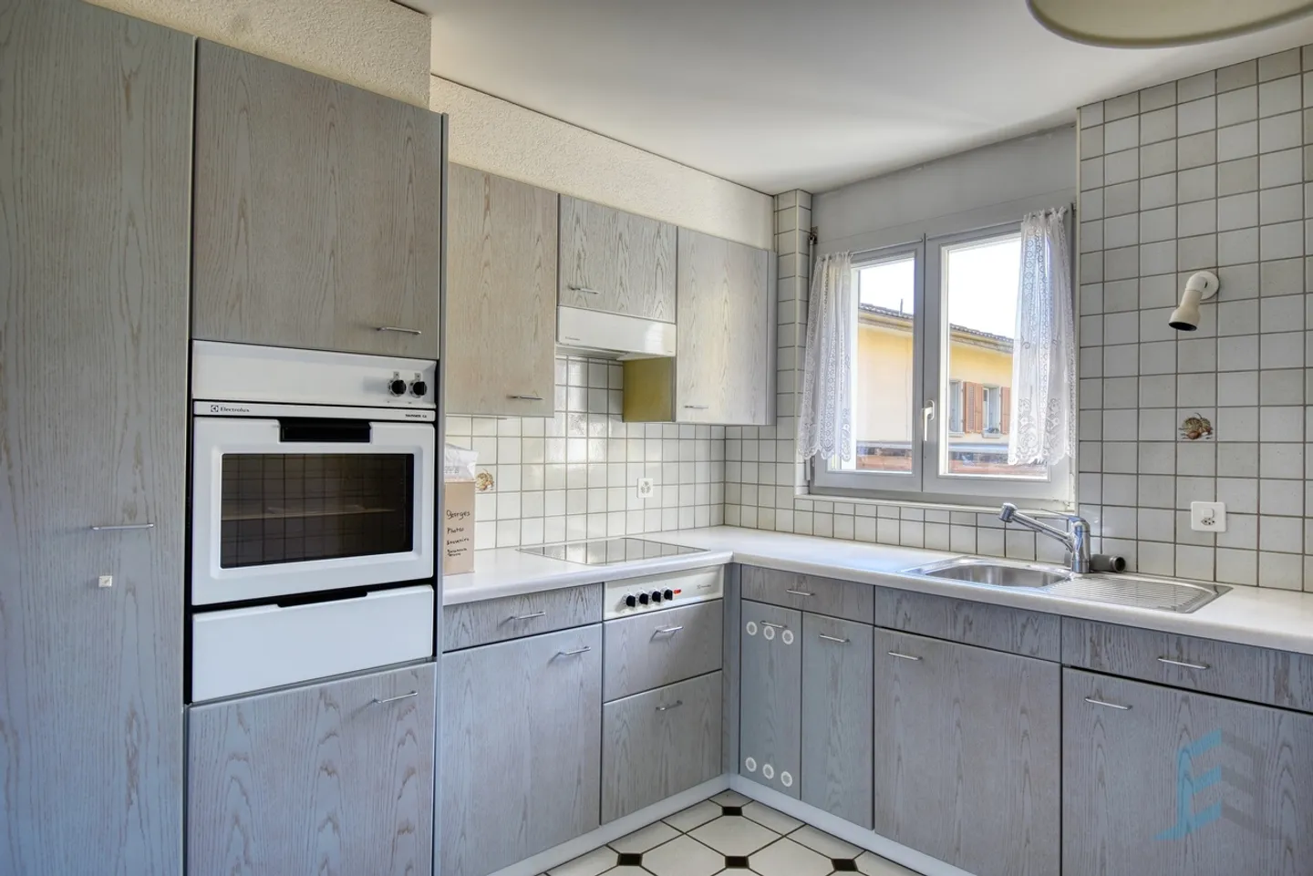 Exklusive 3 ½-Zimmer-Wohnung in einem Viertel von Veyras mit atemberaubendem Blick - Foto 5 von 12