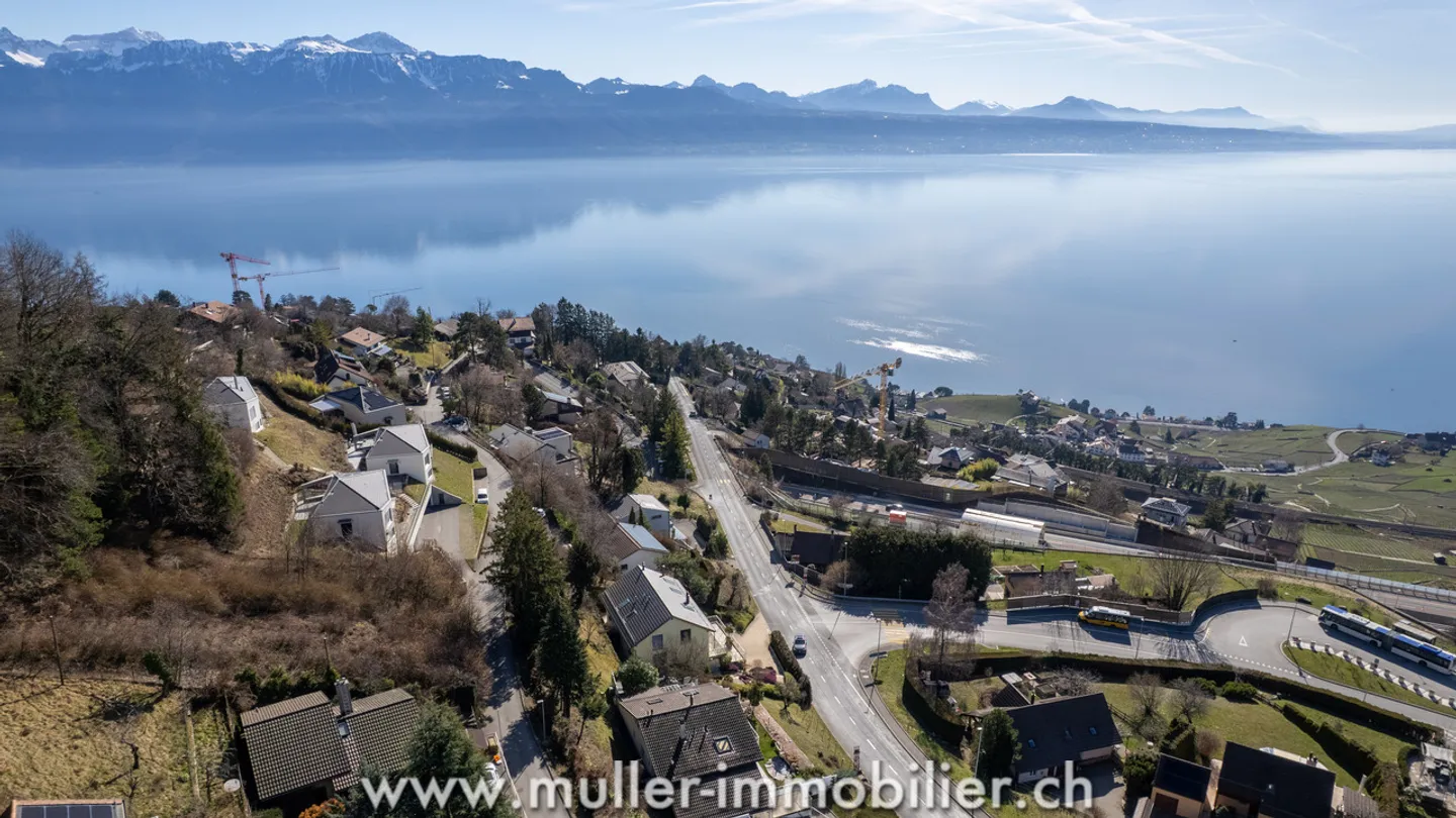 Chalet with exceptional view on buildable plot in Grandvaux - Photo 11 of 13