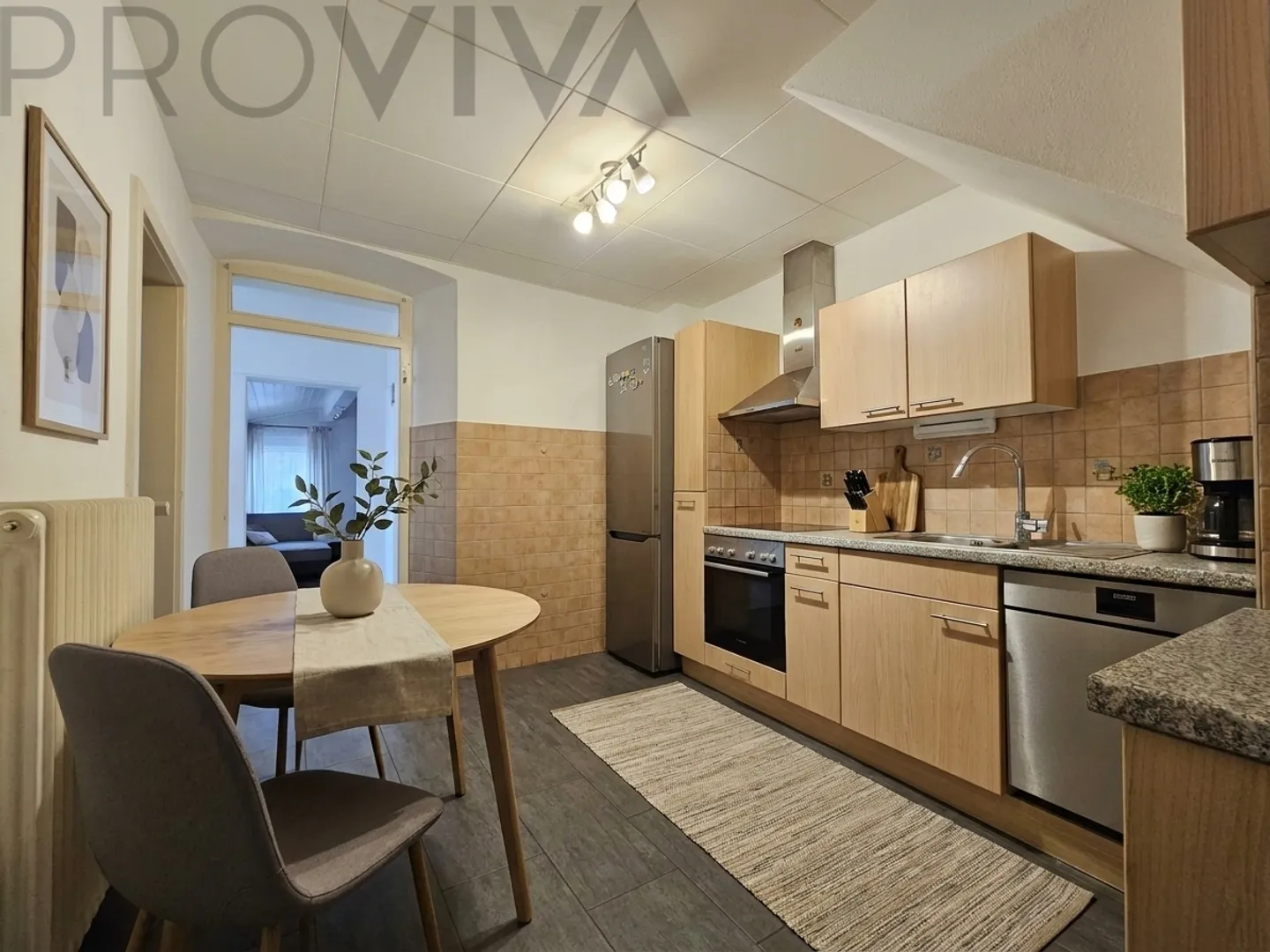Renovated, in the city center - Photo 5 of 8