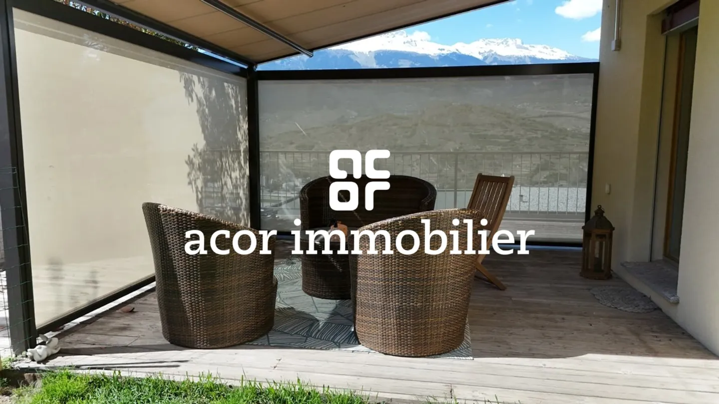 Casa moderna con vista panoramica a 5 minuti da Sion - Foto 3 di 7
