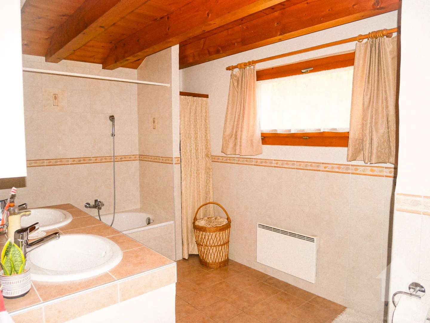 Spaziosa e piacevole casa familiare nel cuore del Val de Bagnes! - Foto 9 di 13