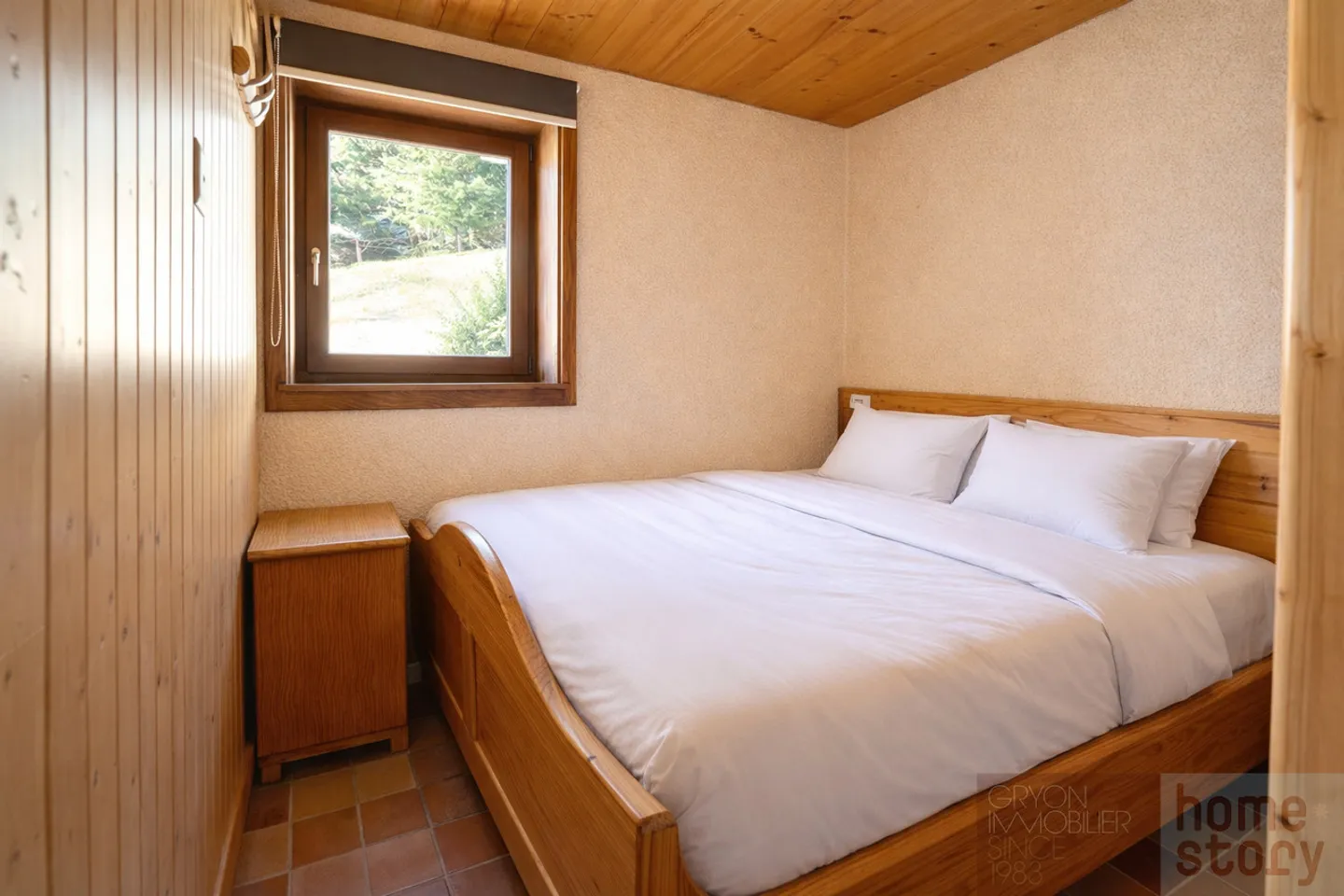 Ski-in ski-out studio at Alpe des Chaux with corner balcony - Photo 9 of 10