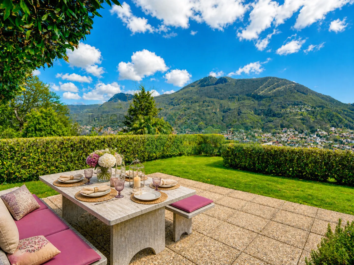 Splendido attico 6,5 locali con fantastica vista lago e bel giardino - Photo 7 of 11