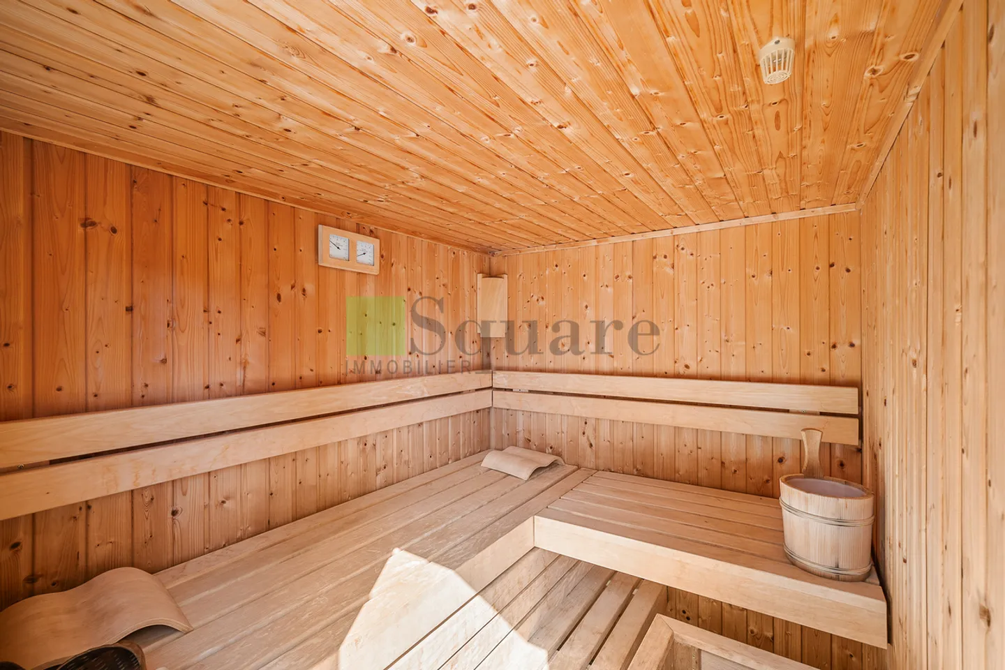 Elegante Villa mit unabhängiger 3-Zimmer-Wohnung - Foto 8 von 13