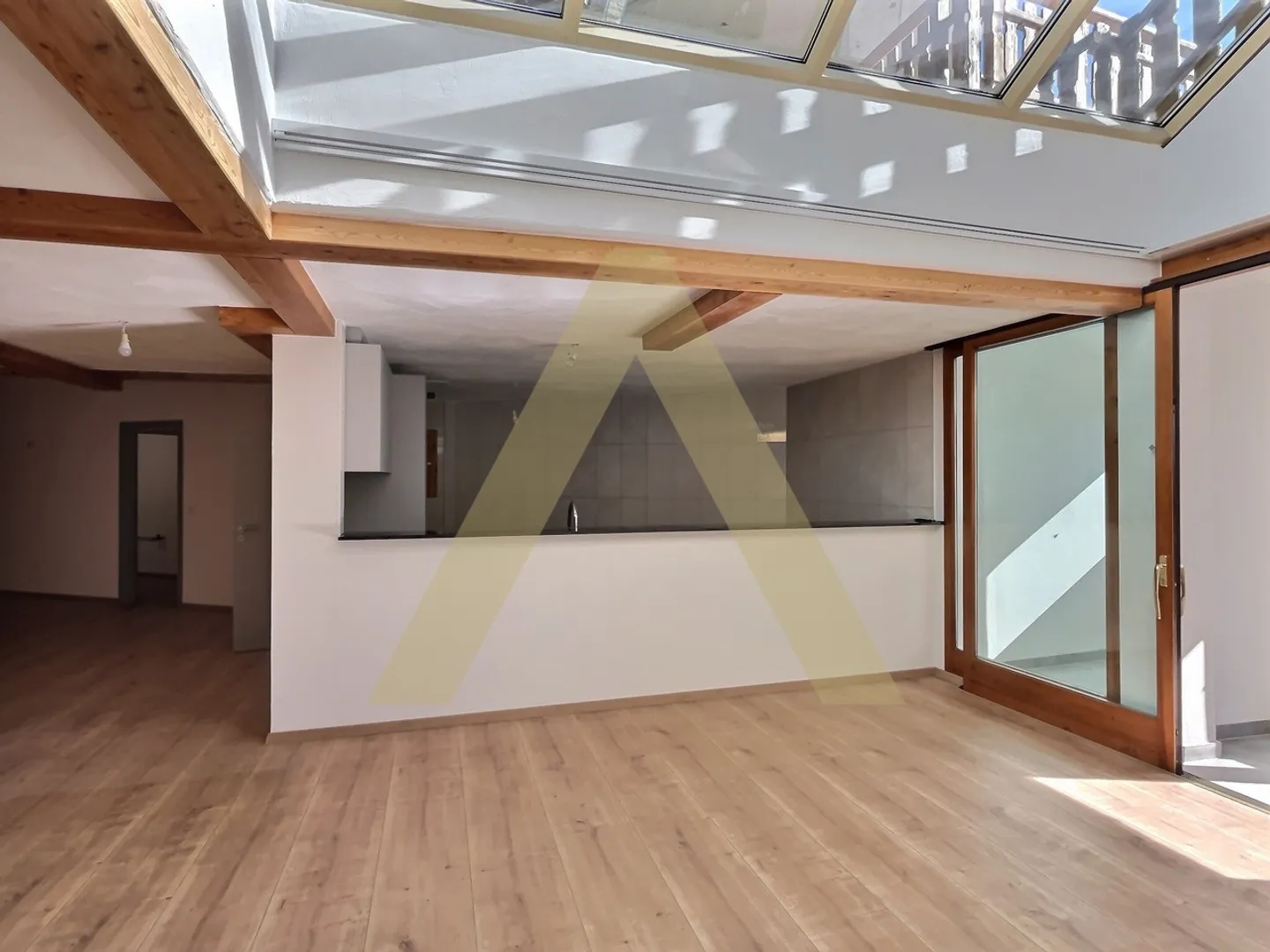Completely renovated apartment in Anzère - Photo 3 of 12