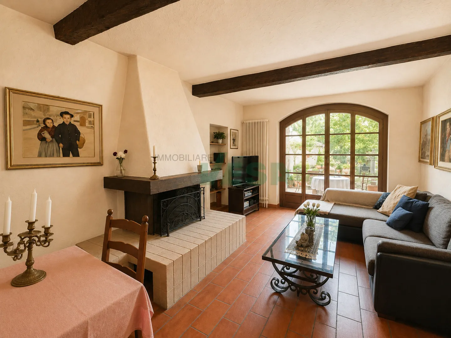 Charming spacious core house with a large and beautiful garden - Photo 4 of 13