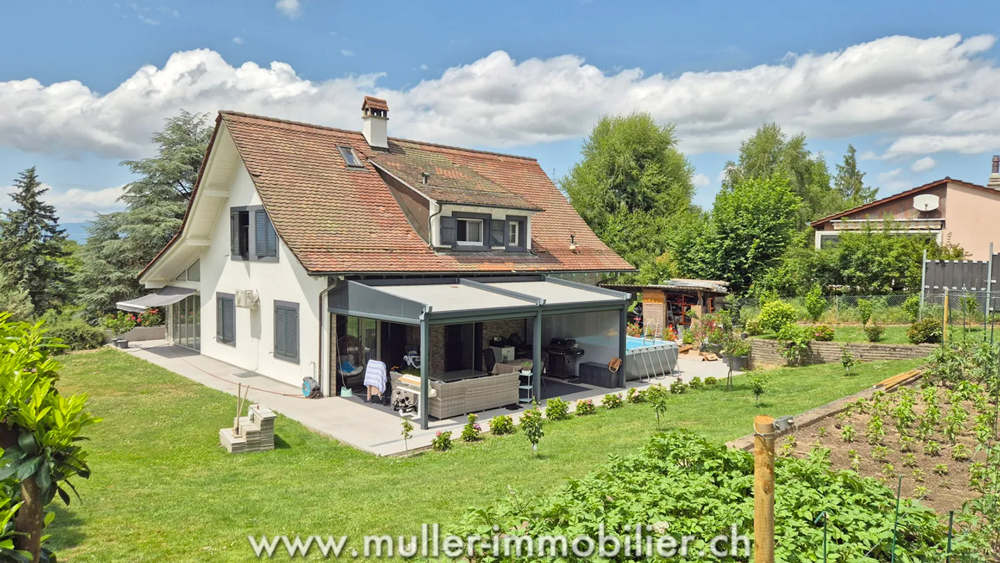 Wunderschöne individuelle Villa mit 6,5 Zimmern in Cugy VD - Foto 3 von 13