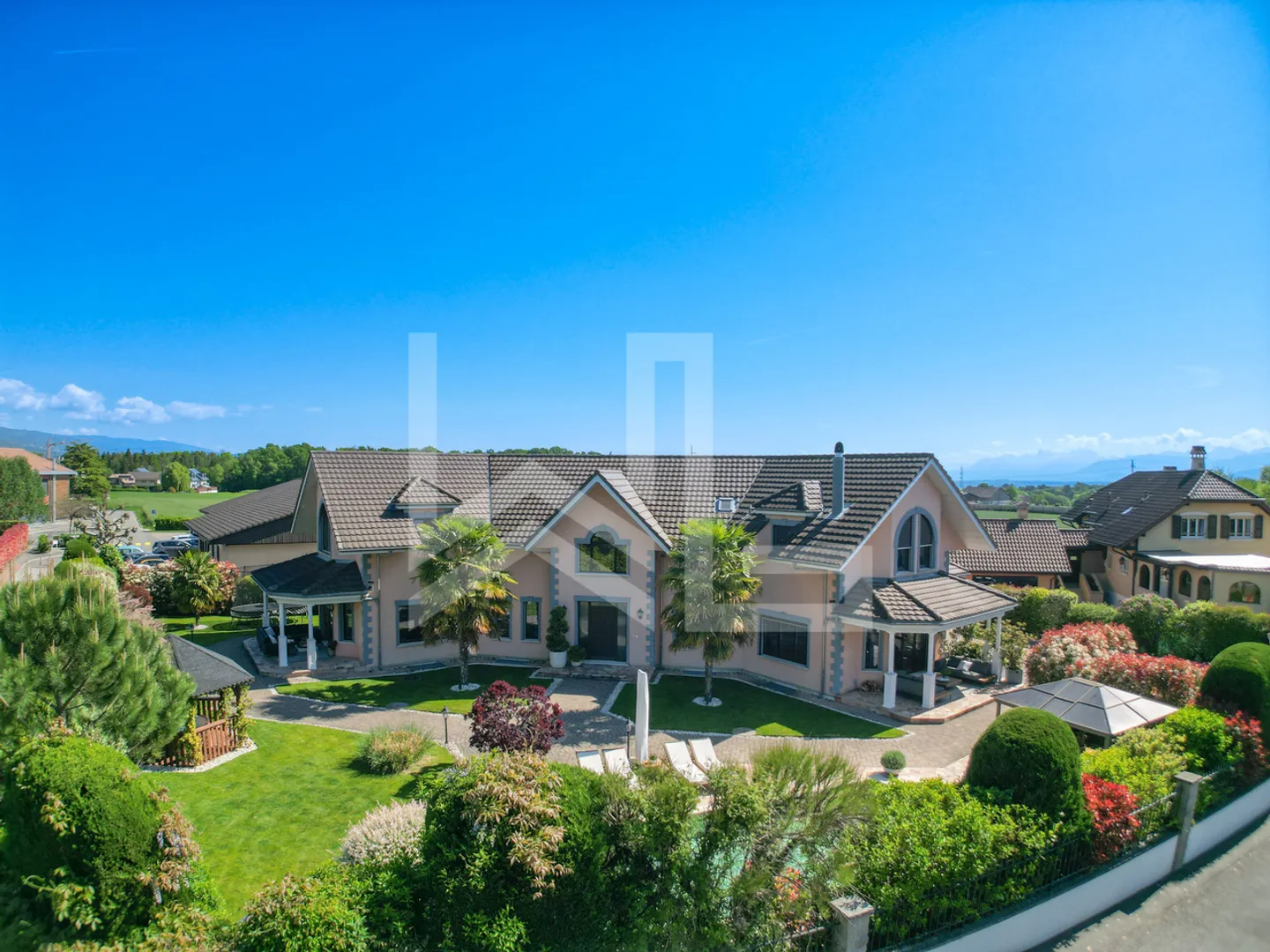 Villa Familiale Près de Genève - Photo 1 sur 13