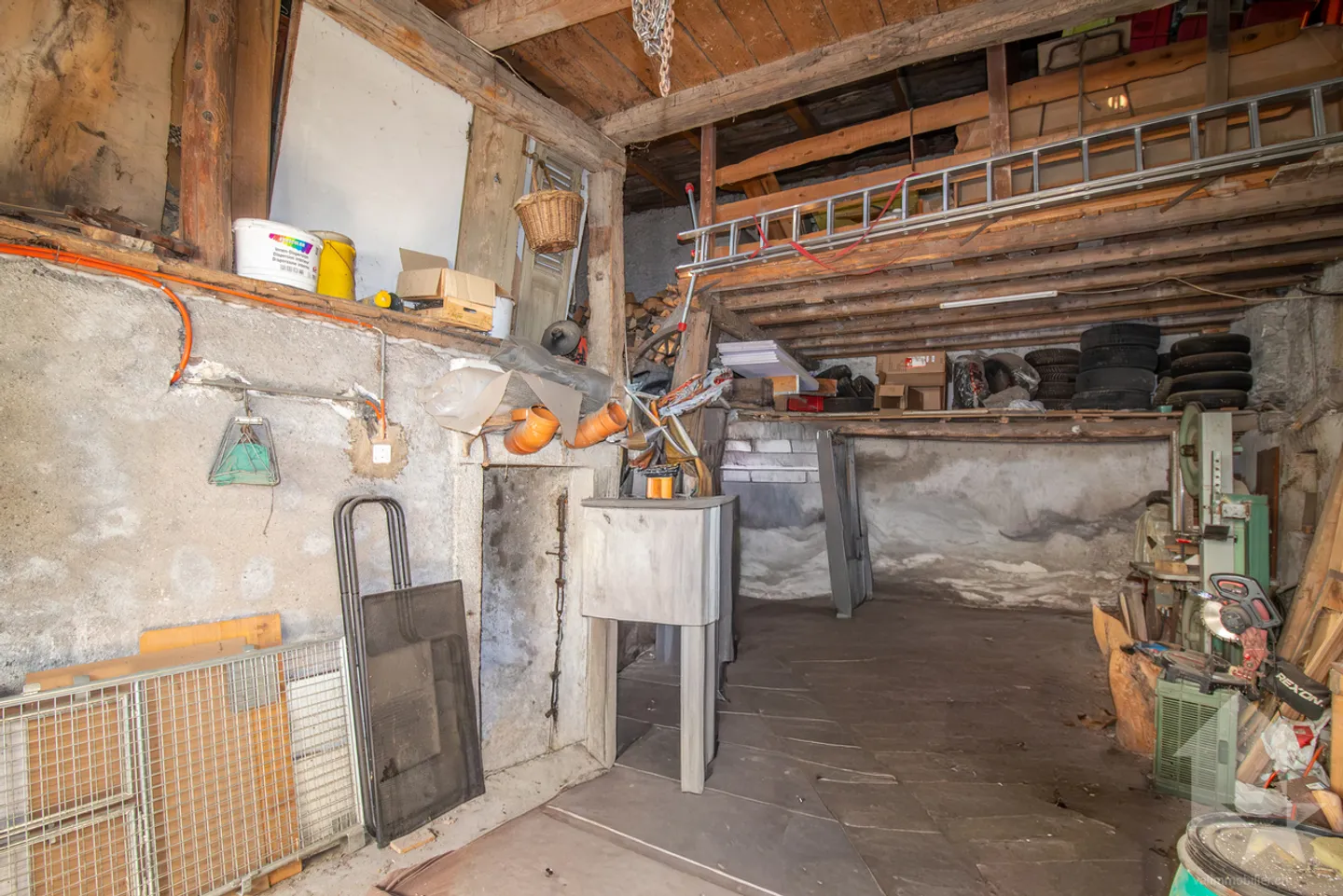 Rare opportunity to shape a piece of history in the heart of Valais - Photo 7 of 13
