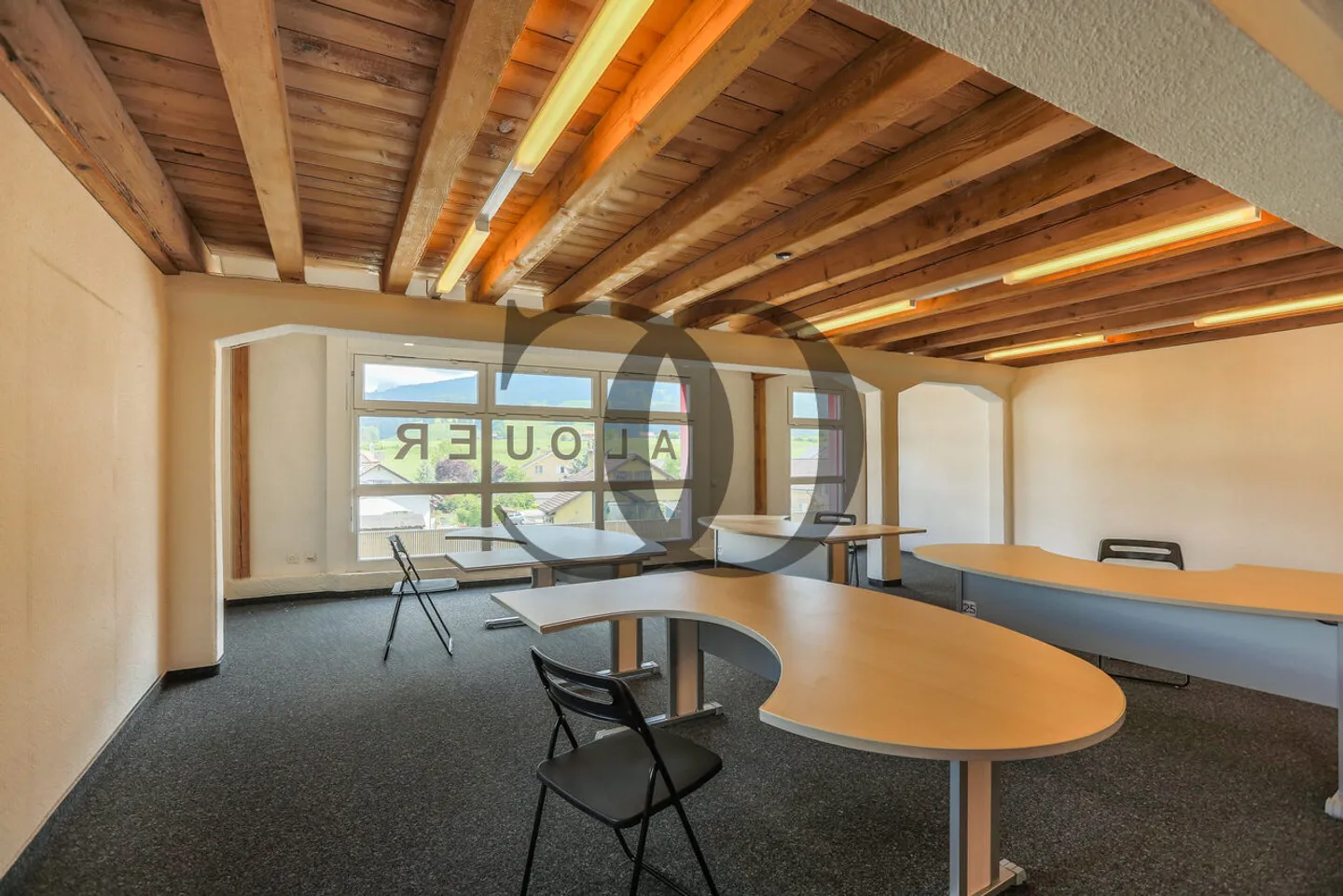 Commercial space for start-up - Photo 4 of 5