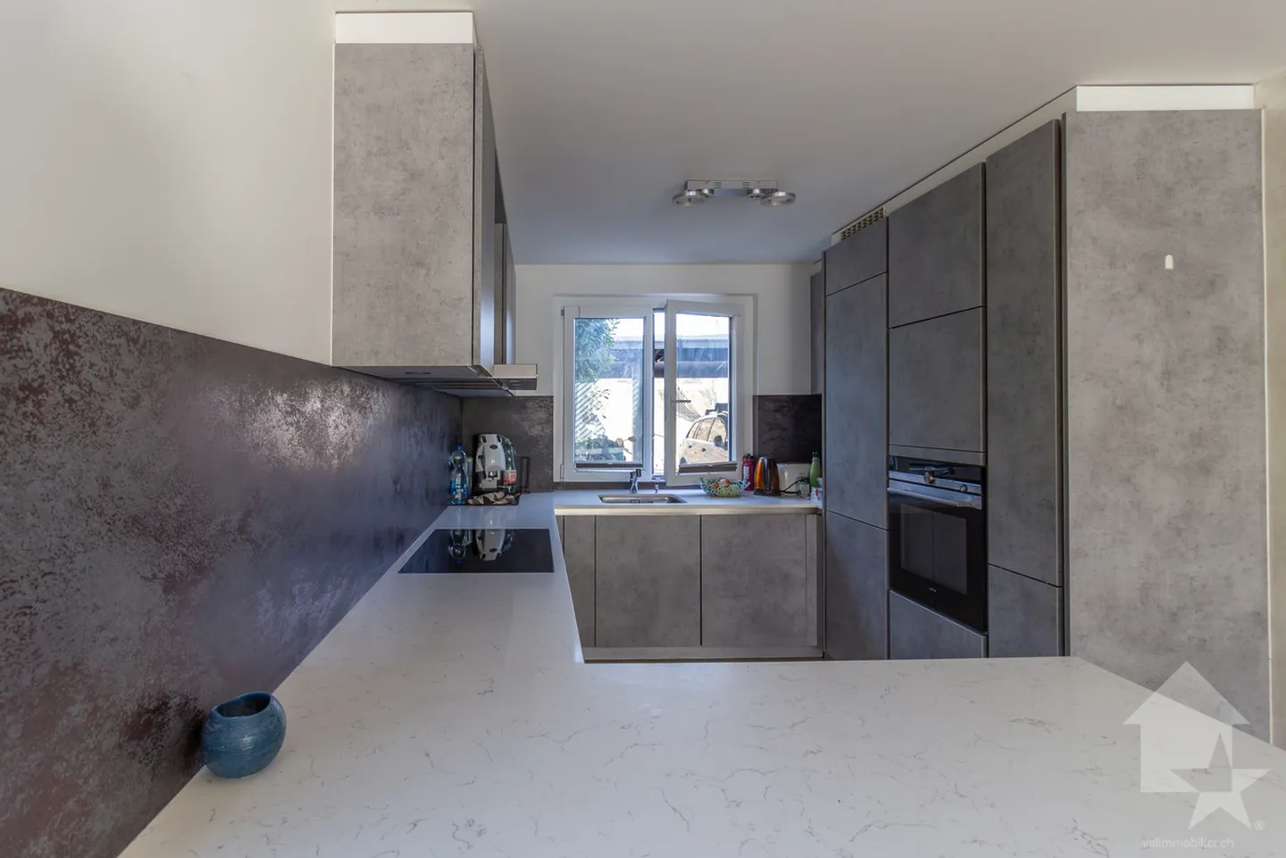 Villa moderne de 6 pièces contiguë avec de beaux espaces extérieurs - Foto 11 von 13