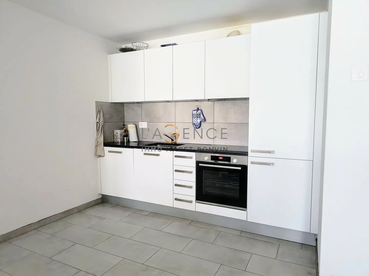 Appartement moderne de 2.5 pièces - Photo 1 sur 5