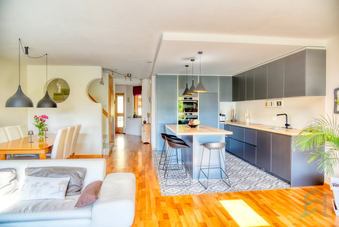 EXKLUSIVITÄT Herrliche 4½-Zimmer-Reihenvilla mit Garten in Chippis - Foto 4 von 13