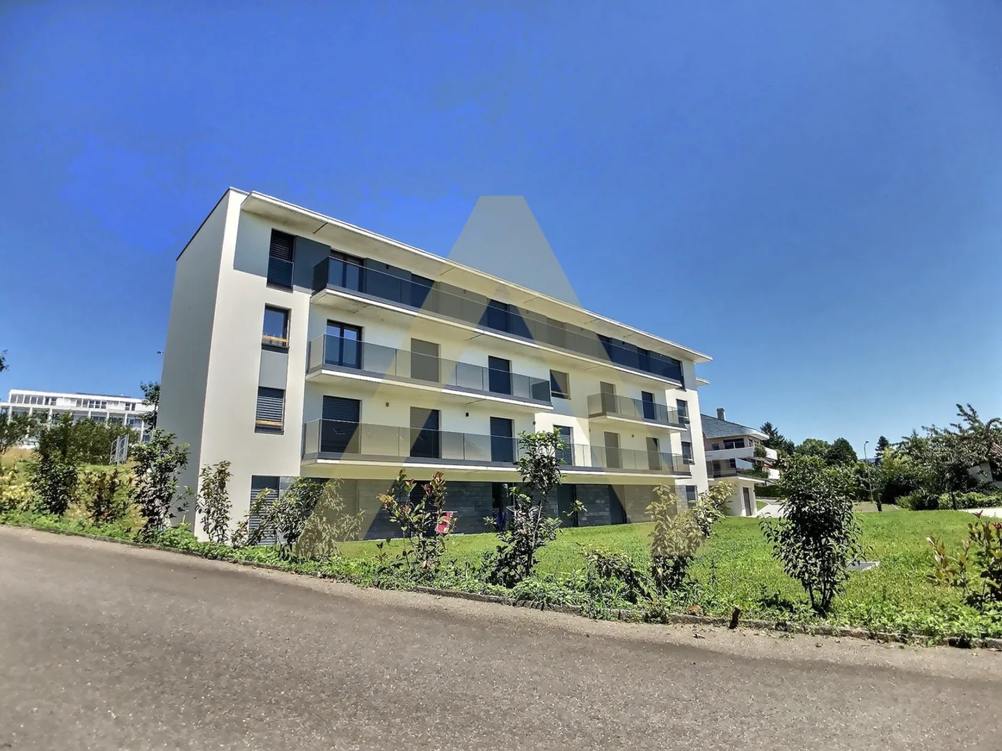 MAGNIFIQUE APPARTEMENT  MEUBLE DE 2P EN FACE EPFL &amp; UNIL - Photo 2 sur 13